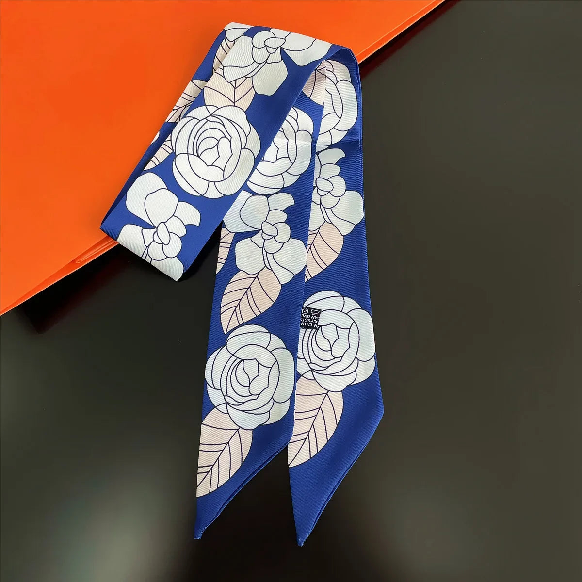 Gorgeous Saddle Print Summer Scarf 2023 Brand Design Women Skinny Bag Scarves Hair Band Neck Silk Scarf Ladies Foulard Headband